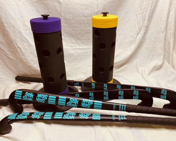 Advanced FHTD1000 field hockey training set, includes 4 field hockey sticks, 2 fhtd1000's, and a field hockey ball